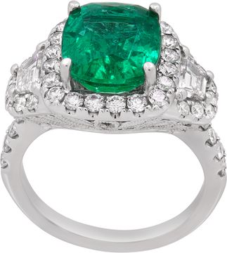 Emerald and diamond ring in 18k white gold Ring Collection
