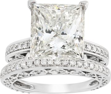 GIA certified 6.59 carat rectangular modified brilliant diamond ring + matching band