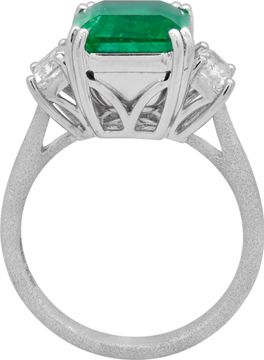 GIA Certified Emerald and diamond ring in platinum. 4.04 carat emerald with 0.79 cts in side diamonds.