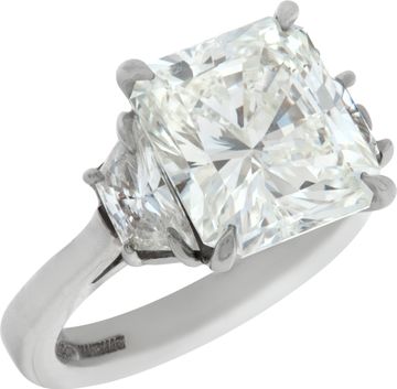 GIA certified Radiant Cut. 5.07ct.  I - VS2.  Platinum ring.  Size 5.25