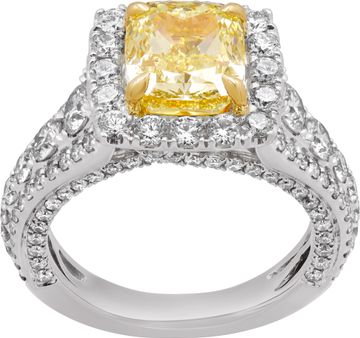 Yellow and white diamond ring in 18k white and yellow gold GIA cert GIA diamond ring in 18k white and yellow gold Ring Collection