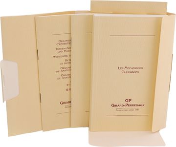 Girard-Perregaux 1945 in 18k yellow gold