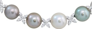 Glamorous South Sea Pearl necklace with star diamonds motif, set in 18k