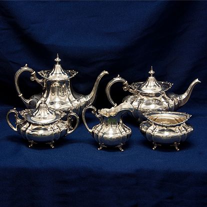 sterling silver セット HAMPTON COURT, 5 piece sterling silver tea & coffee set, | Gray & Sons