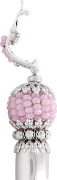 Horn pendant in 18k white gold with pink beads