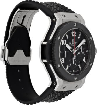 Hublot Big Bang in stainless steel ceramic bezel