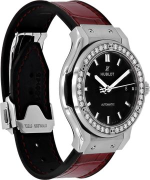 Hublot Classic Fusion 565.NX.1470.RX.1204 Titanium 38mm auto watch