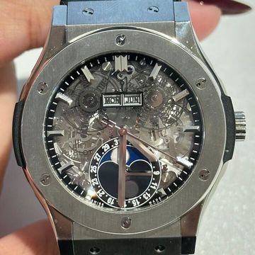 Hublot Classic Fusion Aerofusion 517.NX.0170.LR Titanium Transparent dial 45mm Auto