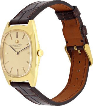 IWC Classic 1423 18k 35mm Manual watch