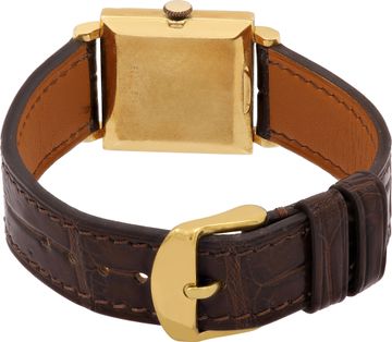 Jaeger LeCoultre Classic 1910 18k Yellow Gold    Silver dial 27mm    Manual watc