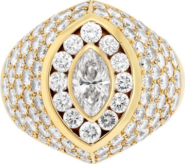 Kutchinsky 18K yellow gold diamond ring, total diamonds weight approx. 4.00 carats. All diamonds estimate E-F color, VVS clarity.