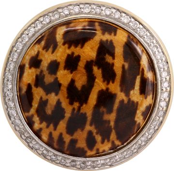 Leopard Design Enamal Ring in 18k yellow gold with diamonds
