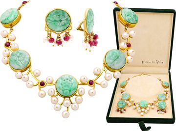 Luisa Di Gresy Collar Necklace With Matching Earrings With Carved Green Jades In 18k Yellow Gold Luisa Di Gresy Collar Necklace With Matching Earrings With Carved Green Jades In 18k Yellow Gold Jewelry Collection