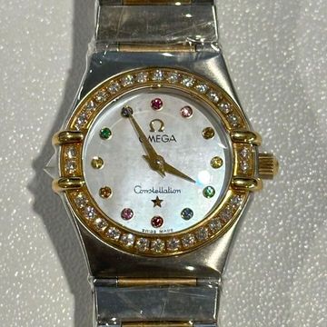 Omega Constellation 1367.79.00 Steel & Yellow Gold Mother of Pearl 22mm Quartz