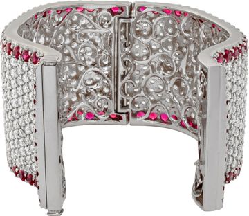 59 carats round brilliant diamonds & 40 carats round rubies cuff bangle bracelet