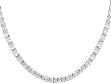 Oval diamond necklace 26.90 cts platinum