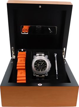 Panerai Luminor Chronograph in titanium