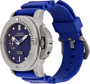 Panerai Luminor Submersible 1950 Regatta 3 Days GMT Automatic in titanium