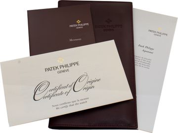 Patek Philippe Aquanaut 5065/1A-001 Stainless Steel Black dial 38mm Automatic