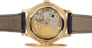 Patek Philippe Calatrava 5227R 18k rose gold 39mm auto watch