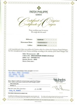 Patek Philippe Calatrava 5524R-001 18k rose gold 42mm auto watch