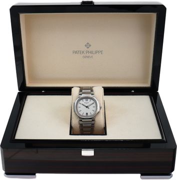 Patek Philippe Nautilus in Stainless Steel White & Silver dial 35.2m