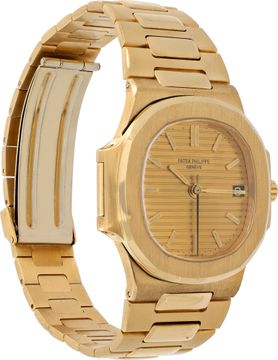 Patek Philippe Nautilus 3800/1J 18k Yellow Gold 37mm auto watch