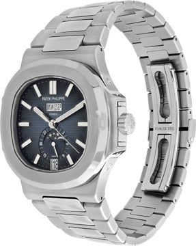 Unused Patek Philippe Nautilus 5726/1A-014 Annual Calendar in stainless steel