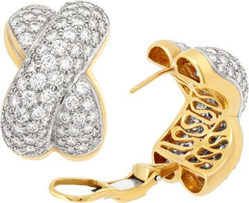 Pave Diamonds kiss "X" earrings set in 18K white & yellow gold. Round brilliant cut diamonds total approx. weight: 8.00 carats