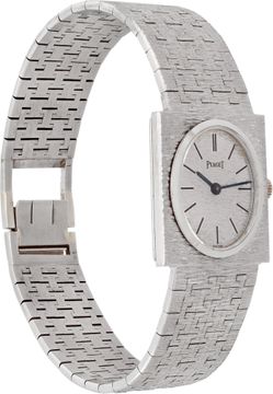 Piaget Classic 9134 A6 18k White Gold 25mm Manual watch