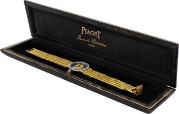 Piaget Classic 9806 D 2 18k Mother Of Pearl dial 27mm  watch