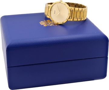 Piaget Dancer 84023NK81 18k Yellow Gold 31mm Quartz watch