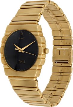 Piaget Polo 15526c701 18k 31.5mm Quartz watch