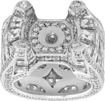 Platinum setting with round and princess cut diamonds approx. 22 carats Platinum Setting with 202 round diamonds approx 2.01ct and 98 princess cut diamonds approx. 21ct