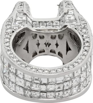Platinum setting with round and princess cut diamonds approx. 22 carats