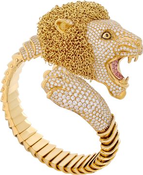 Roberto Coin Lion bangle with 6.50 carats in diamonds and 0.65 carats in pink sapphires