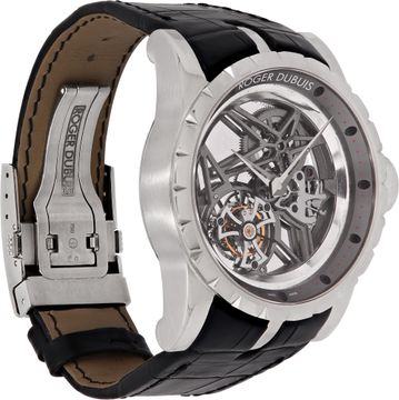 Roger Dubuis Flying Tourbillon in 18k white gold
