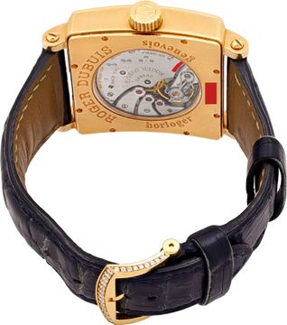 Roger Dubuis Golden Square G34 98 5-SD 18k rose gold 34mm Manual watch