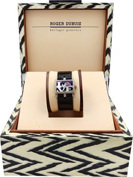 Roger Dubuis Too Much T22 86 0-SD N91R/LO 18k White Gold 30mm Quartz watch
