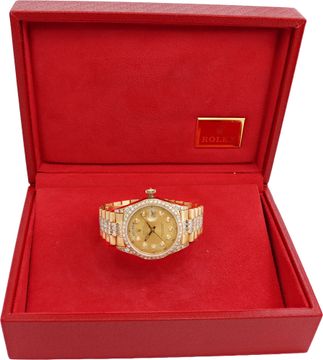 Rolex Day-Date 18038 18k 36mm auto watch