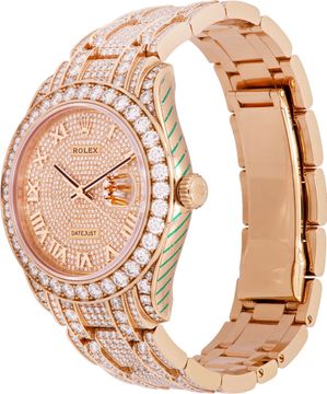Rolex Datejust Pearlmaster in 18k rose gold factory diamonds