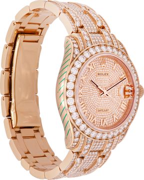 Rolex Datejust Pearlmaster in 18k rose gold factory diamonds