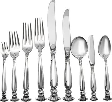 "ROMANCE OF THE SEA" Sterling Silver flatware set patented in 1950 by Wallace. 8 Place setting for 12 (4 are for 24) + 6 serving pieces. 165  pieces total. LUNCH & DINNER SET. Sterling Silver Collection