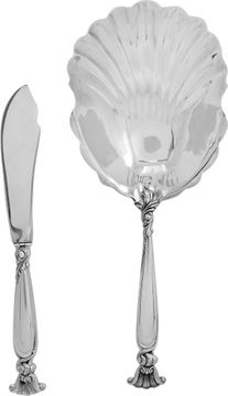 "ROMANCE OF THE SEA" Sterling Silver flatware set patented in 1950 by Wallace. 8 Place setting for 12 (4 are for 24) + 6 serving pieces. 165  pieces total. LUNCH & DINNER SET.