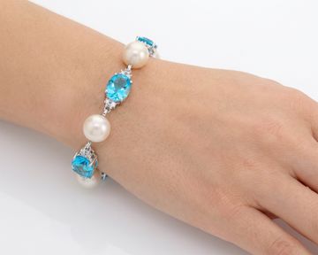 Royal Blue Topaz and Pearl Bracelet in 14k white gold