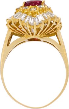 Ruby and Diamond Ring in 18k yellow gold