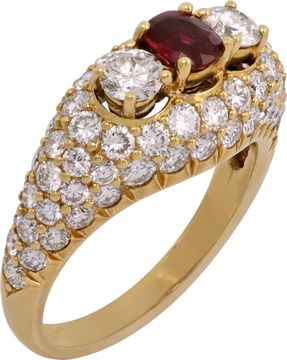 Ruby ring in 18k yellow gold with pave diamonds