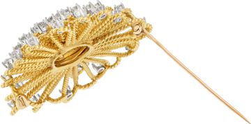 Starburst diamond brooch in 18k gold