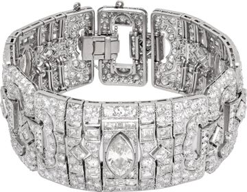 Superb Art Deco style, platinum diamonds bracelet with 26.00 carats diamonds.