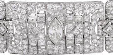 Superb Art Deco style, platinum diamonds bracelet with 26.00 carats diamonds.